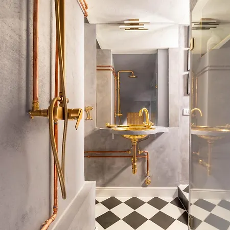 Garconniere アパート *