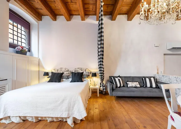 Garconniere דירה ורונה